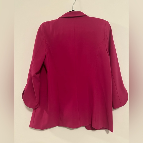 Kenzie bold pink blazer. Size small. Causal oversized fit. - Picture 4 of 5